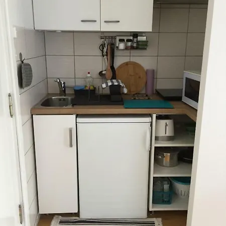 Terrasse Mit Parking In Zentrum Apartman